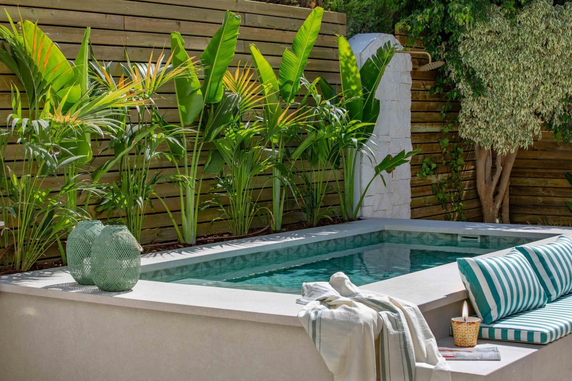 Vacation I Casa Savia, Private Heated Pool, Luxury Interiors, 10min Walk To The Vakantiehuis *